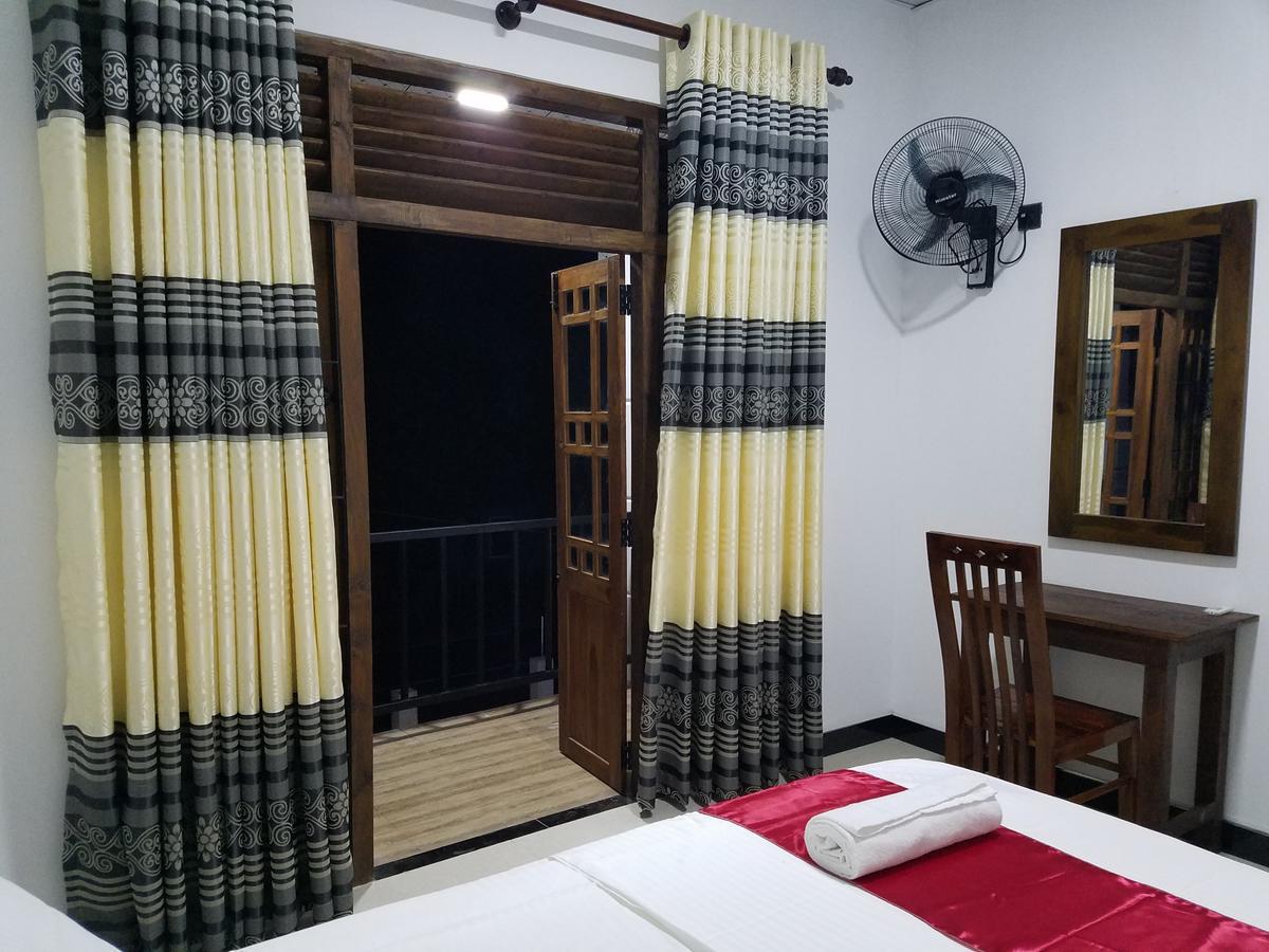 Yashumi Homestay Dambulla Εξωτερικό φωτογραφία