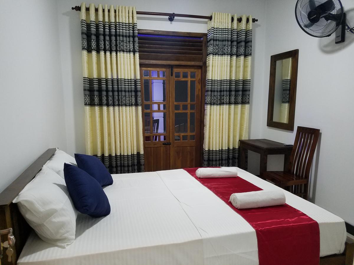 Yashumi Homestay Dambulla Εξωτερικό φωτογραφία